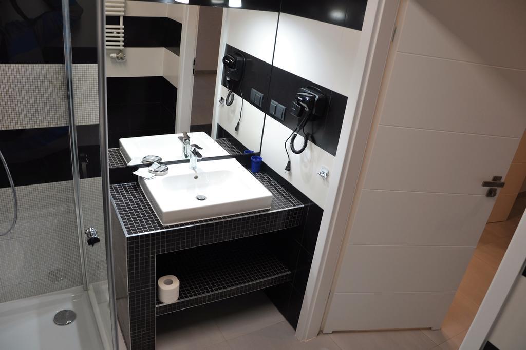 Apartamenty Krawiecka Zielona Góra Buitenkant foto
